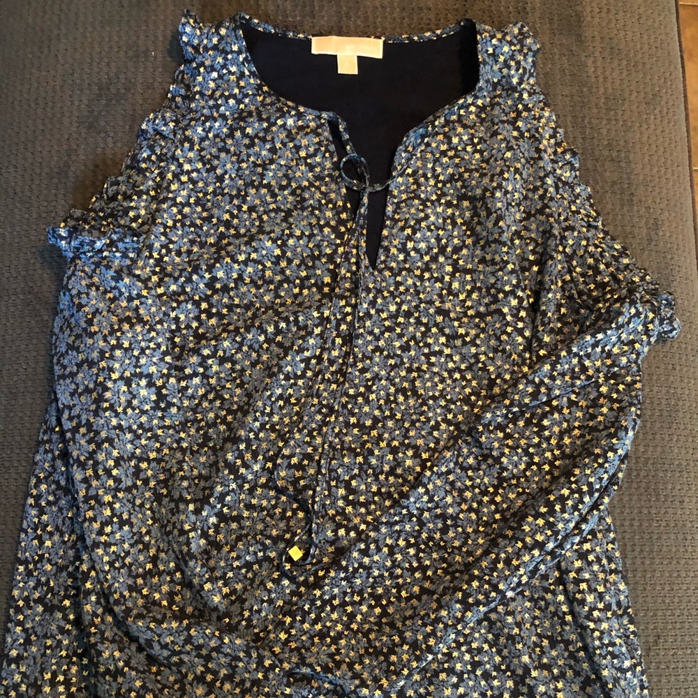 Gold leaf cold shoulder